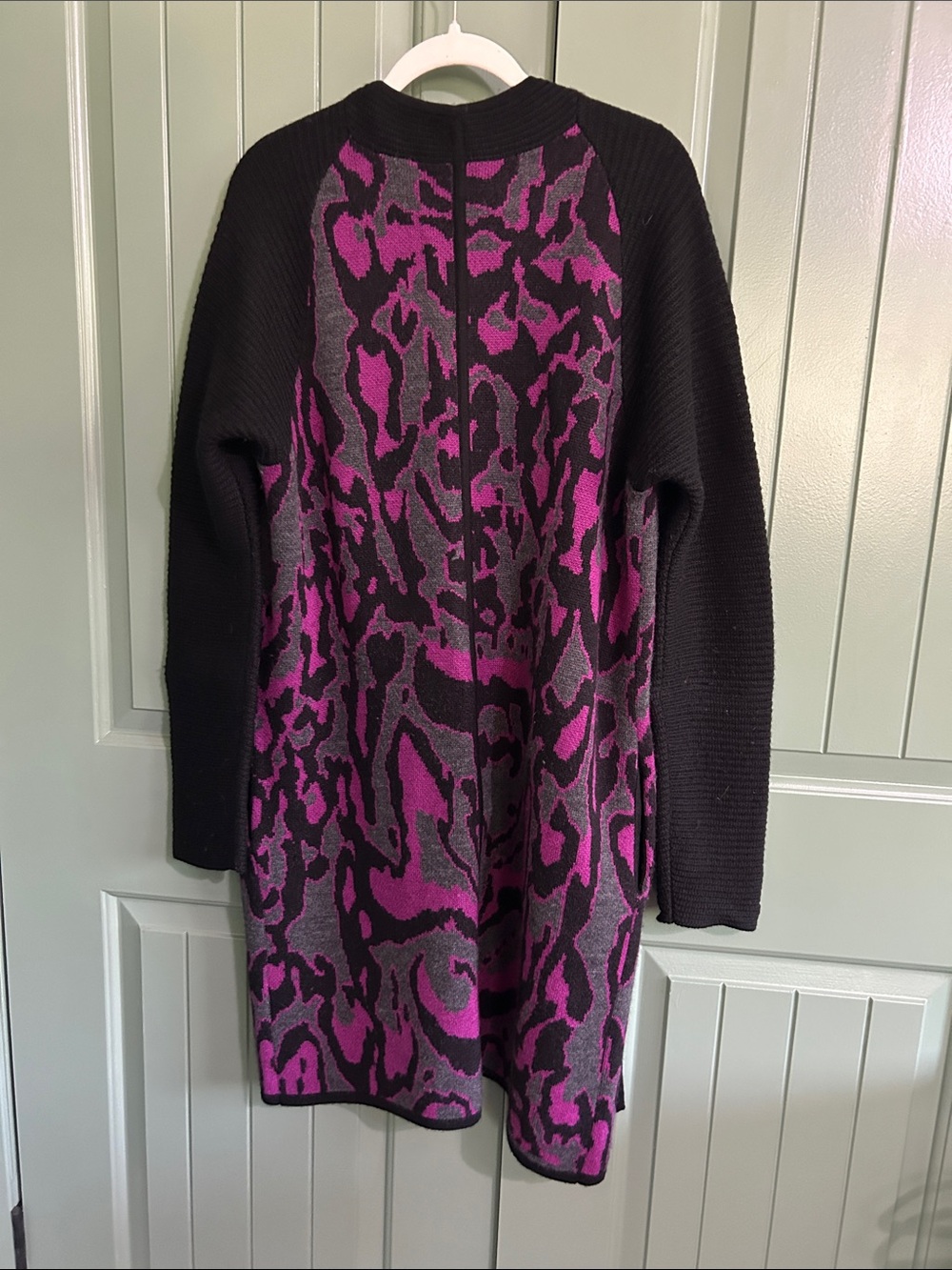 Cardigan - Picture 8 of 8